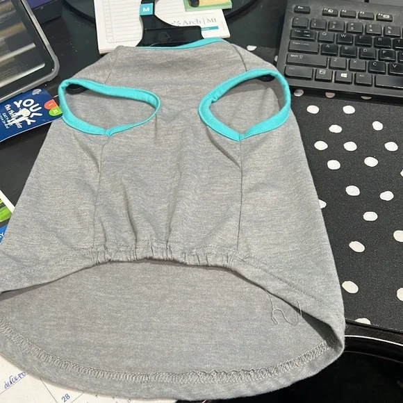 Cat T-shirt - Picture 2 of 3